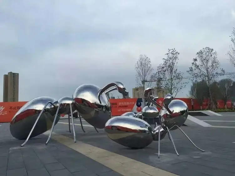 Stainless Steel Ant Sculpture Real Photo, Creative Metal Animal Sculpture for Garden Landscape and Outdoor Decoration