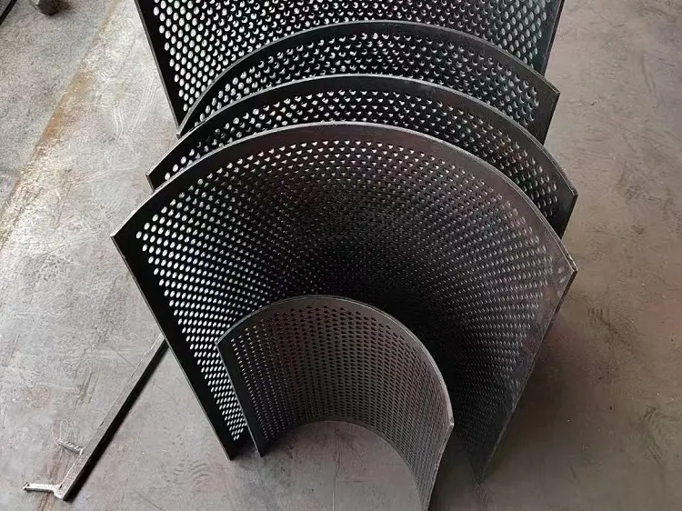Heavy‑duty perforated screening plate for material separation